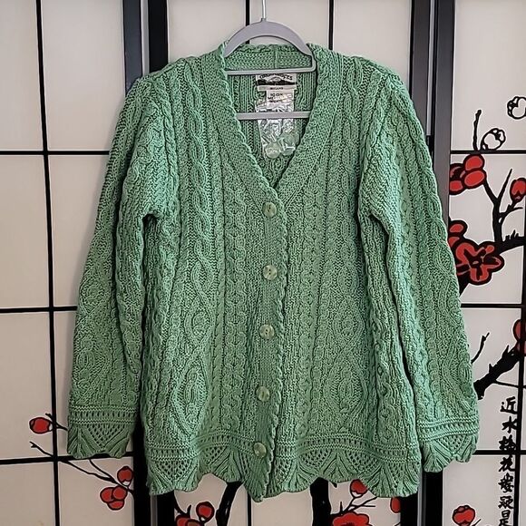 Aran Crafts Sweaters - " Aran Craft Market  Merino Wool Button Front Scalloped Cardigan